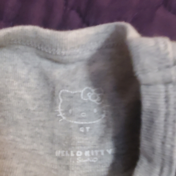 Gap Kids Hello Kitty Gray and Multicolor Kids Pajamas. - Picture 6 of 6